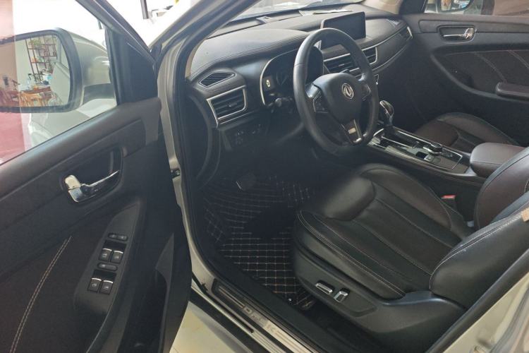 Used Dongfeng Fengon 580 2017 1.5T CVT Smart Connectivity Model
