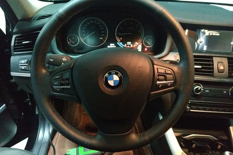 Used BMW X3 2016 sDrive20i
