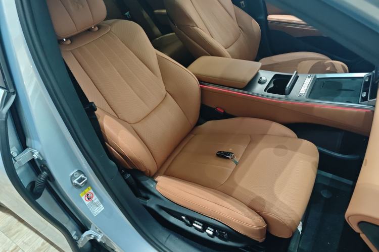 Used BYD Han L 2025 EV Four-Wheel Drive LiDAR Flagship Model
