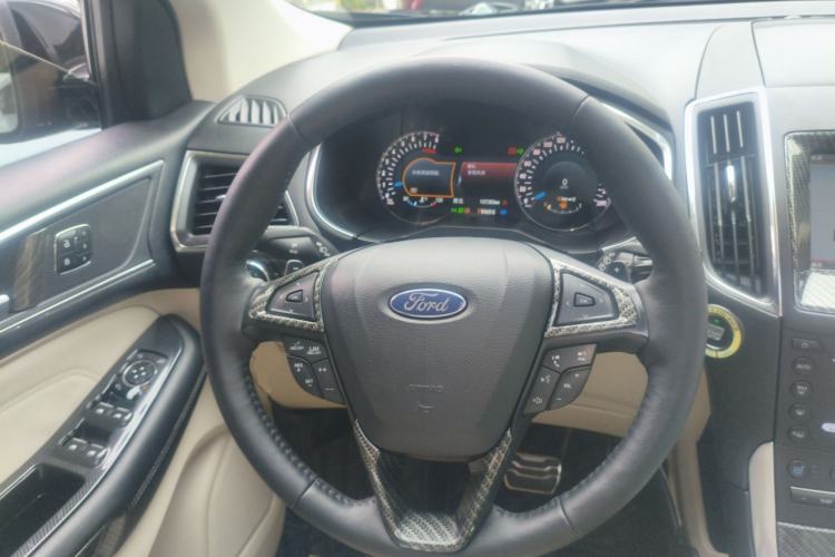 Used Ford Edge 2015 2.0T GTDi Four-Wheel Drive Prestige Model
