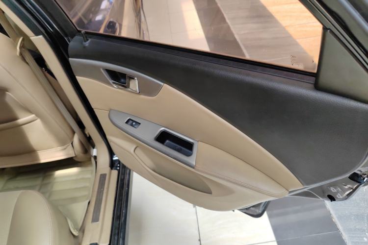 Used Buick Excelle 2013 1.5L Manual Classic Model
