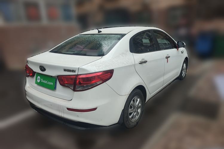 Used Kia K2 2015 Sedan 1.4L MT GLS

