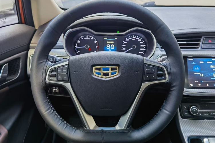 Used Geely Auto Emgrand GS 2016 Elegant Edition 1.3T Automatic ZhenShang Model
