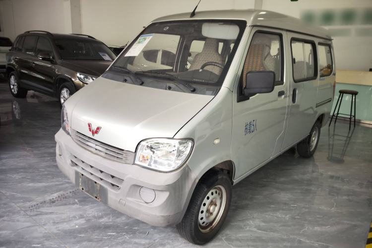Used Wuling Zhiguang 2020 1.2L Practical Model China VI LSI
