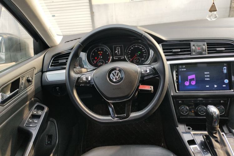 Used Volkswagen Lamando 2015 280TSI DSG Comfort Edition