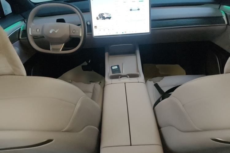 Used ONVO L60 2024 60 kWh Rear-Drive Version
