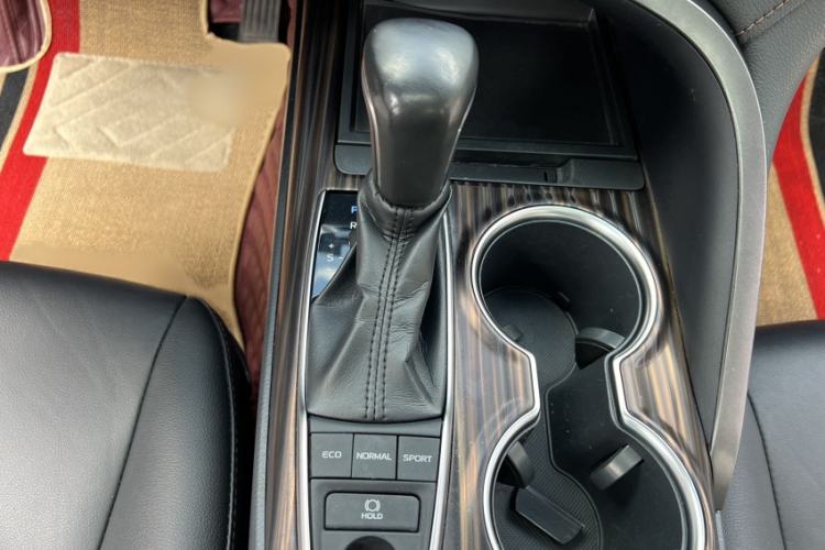 TDK.VehicleDetails.img