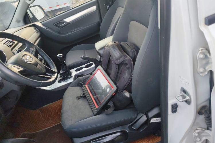 Used  T6 2020 2.0T Diesel Two-Wheel-Drive Elite Version Long Wheelbase China VI Emission Standard HFC4DB2-2E