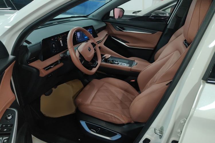 Used Changan CS75 PLUS 2023 3rd Generation 1.5T Automatic Prestige Model
