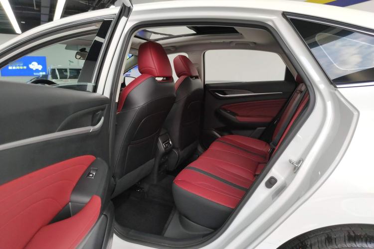 Used Changan Eado 2021 PLUS Blue Whale NE 1.4T GDI DCT Flagship Model
