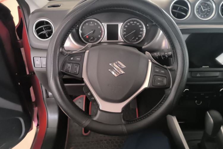 Used Suzuki Vitara 2016 1.4T Automatic Two-Wheel Drive Luxury Version
