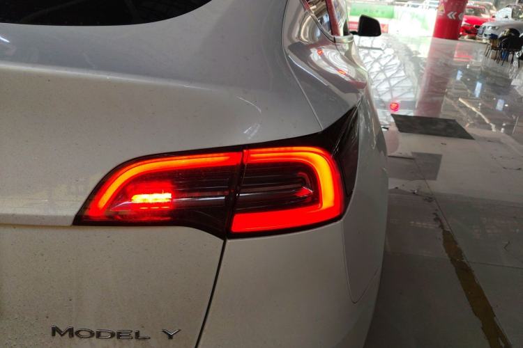 Used Tesla Model Y 2024 Rear-Wheel-Drive Version