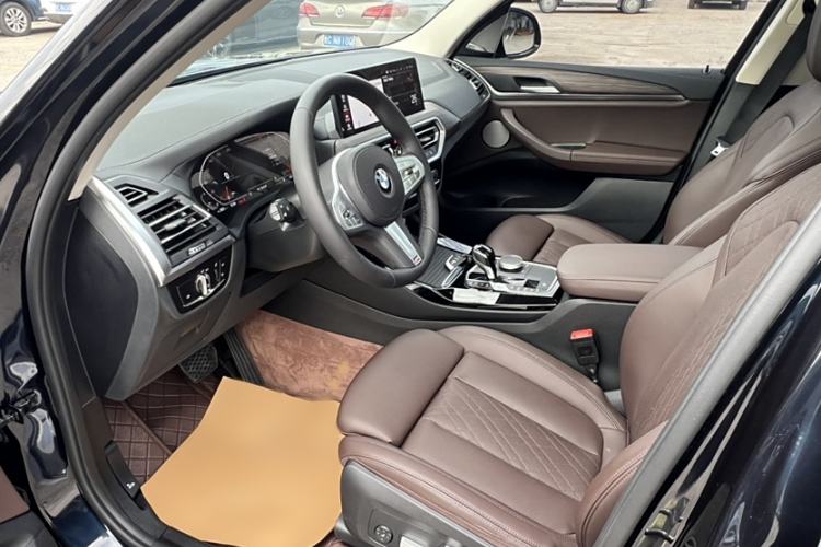 Used BMW X3 2022 Second Facelift xDrive30i Leading Edition M Night Sky Package
