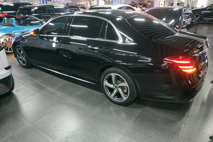 Used Mercedes-Benz E-Class 2019 Restyled E 300 L Sporty and Stylish Edition
