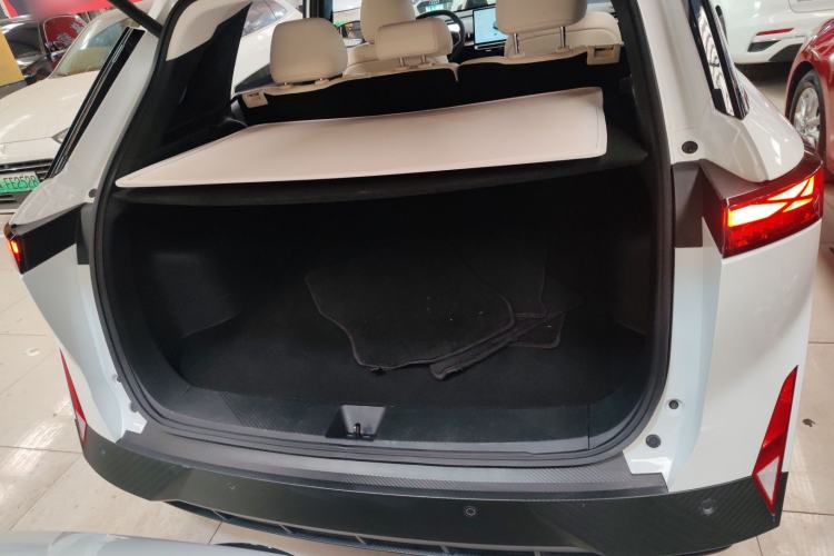 Used Venucia VX6 2023 520 Max