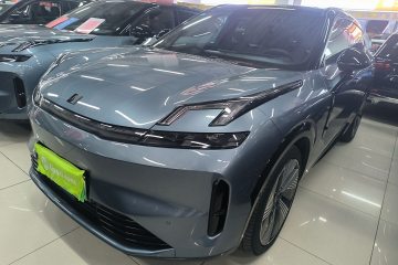 Used Lynk & Co 08 EM-P 2025 220 km All-Wheel-Drive Performance Halo
