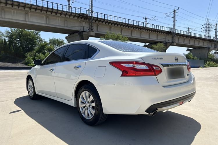 Used Nissan Teana 2016 Revised Version 2.0L XL Comfort Edition
