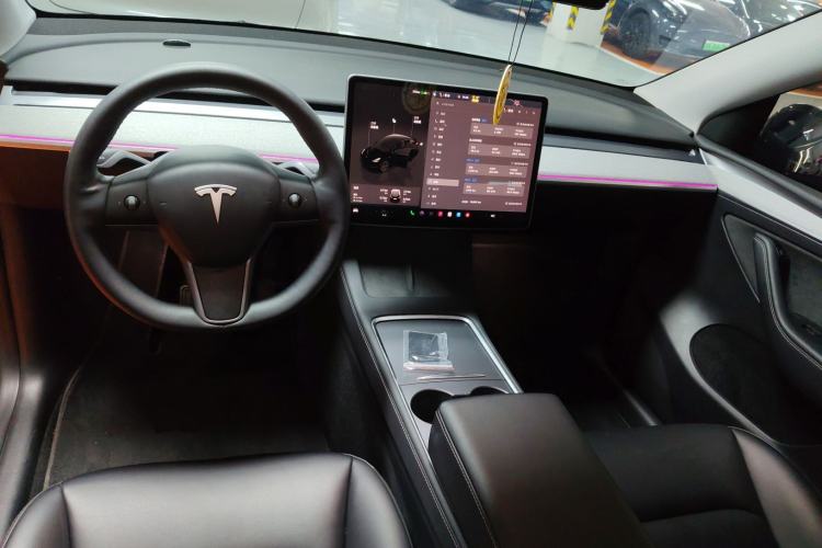 Used Tesla Model Y 2023 Rear-Wheel-Drive Version