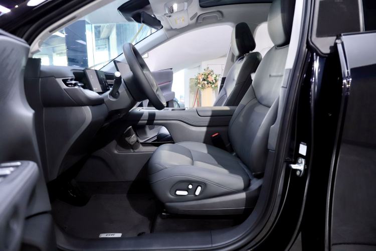 Used XPeng G6 2025 625 Long-Range Max Flagship Edition
