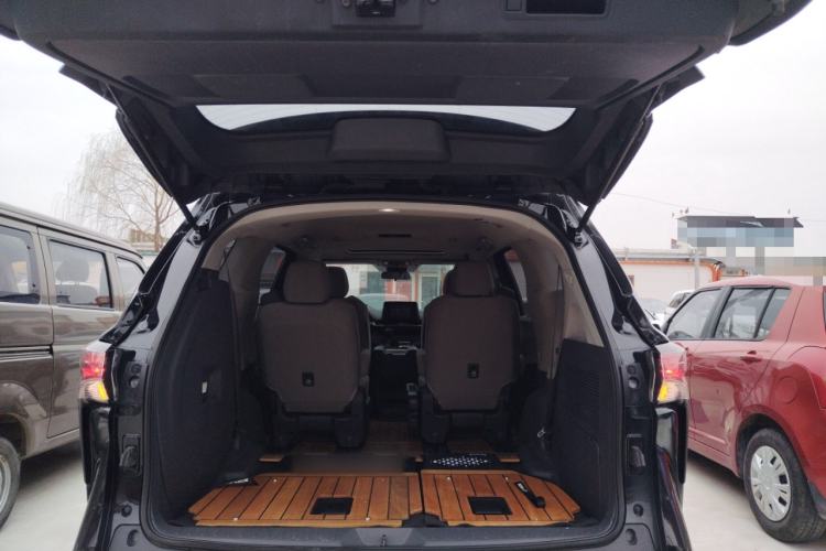 Used Toyota Sienna 2023 2.5L Hybrid Comfort Edition
