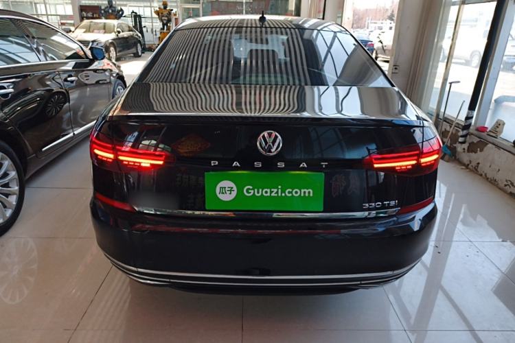 Used Volkswagen Passat 2019 330TSI Luxury Edition China VI Standard