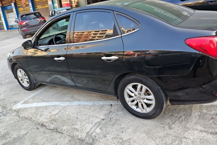 Used Hyundai Celesta 2015 1.6L Automatic Luxury Model
