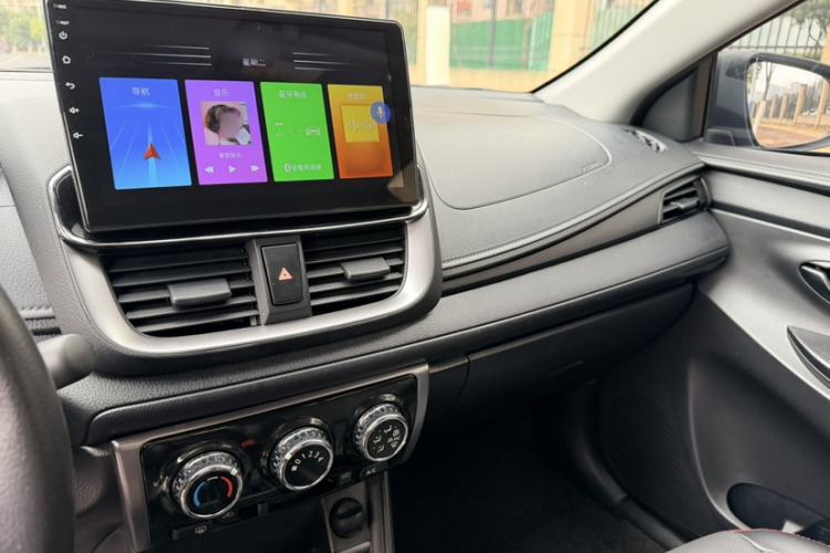 Used Toyota YARiS L 2022 X-Trail 1.5L CVT Leading PLUS Edition
