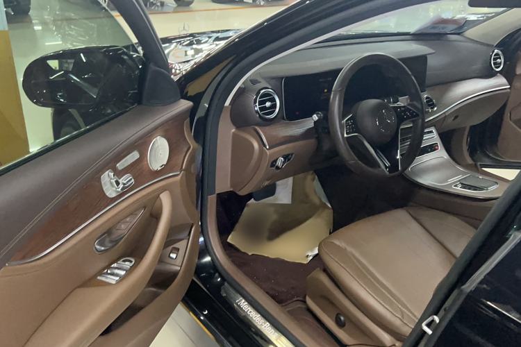 Used Mercedes-Benz E-Class 2023 Updated E 300 L Luxury Edition
