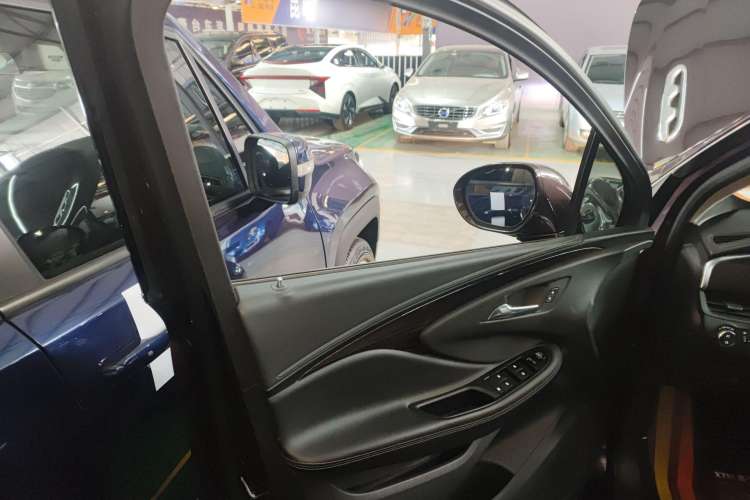 Used Buick Envision 2018 20T Two-Wheel-Drive Leading Model
