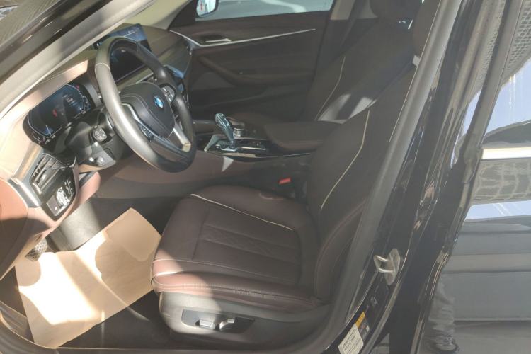 Used BMW 5 Series New Energy 2021 535Le Luxury Package
