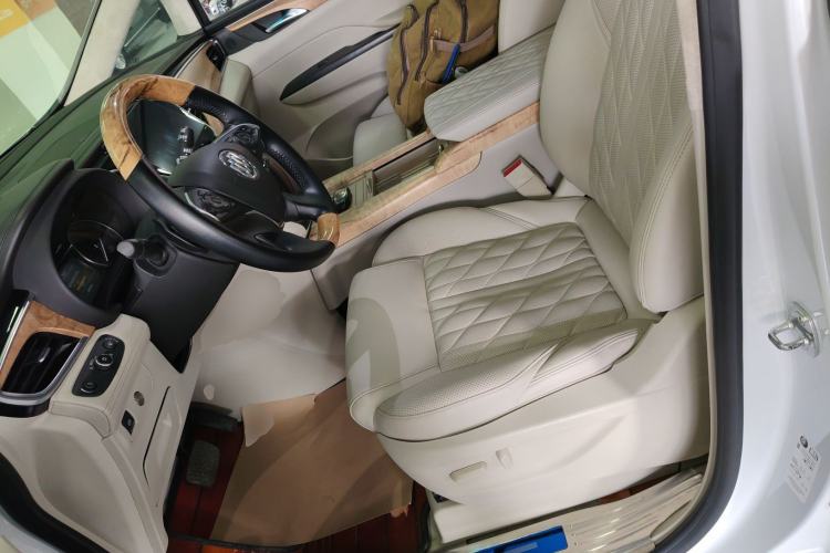 Used Buick GL8 2018 ES 28T Comfort Model China VI Standard