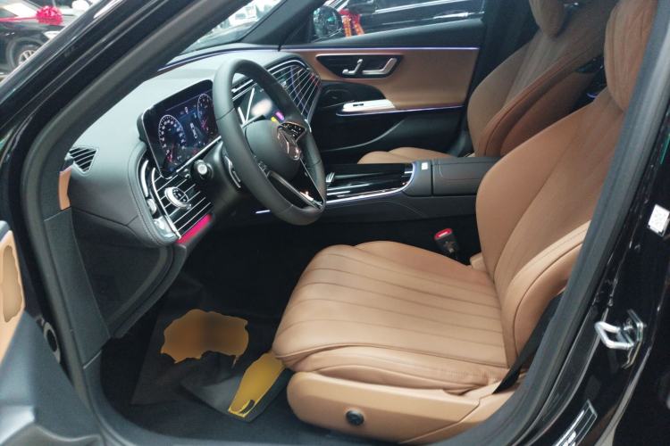 Used Mercedes-Benz E-Class 2024 Facelift E 260 L
