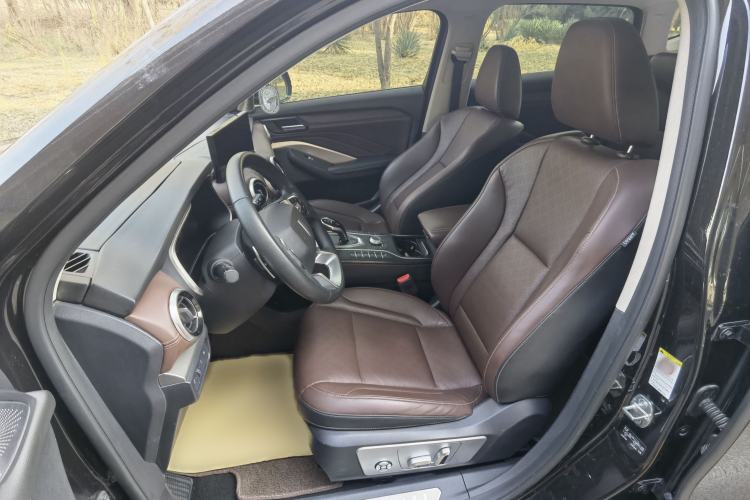 Used Wey VV6 2020 2.0T Two-Wheel Drive Smart Protection+