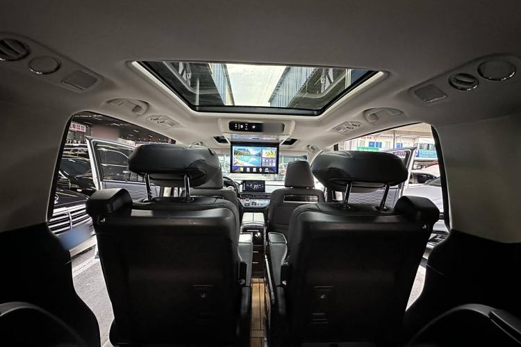 Used Honda Elysion 2022 2.0L eHEV Luxury First Edition
