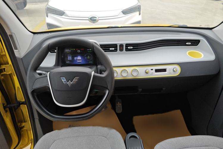 Used Wuling Hongguang MINIEV 2021 Macaron Premium Model – Lithium Iron Phosphate
