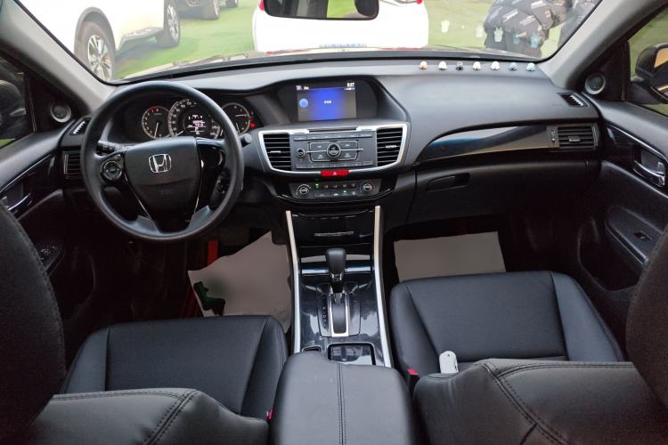 Used Honda Accord 2016 2.0L Comfort Edition
