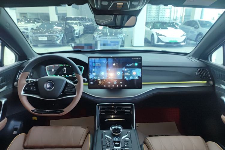 Used BYD Tang New Energy 2021 DM-i 112KM Prestige Model
