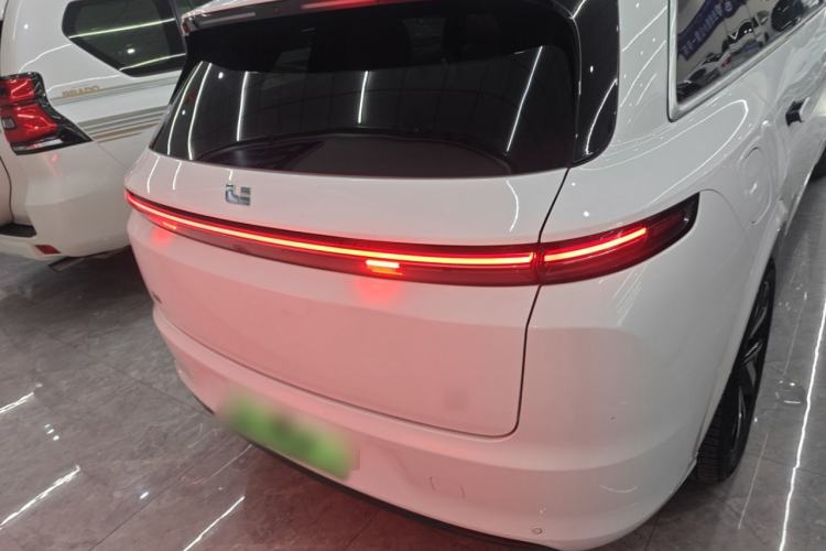 Used Li Auto L7 2023 Pro Model
