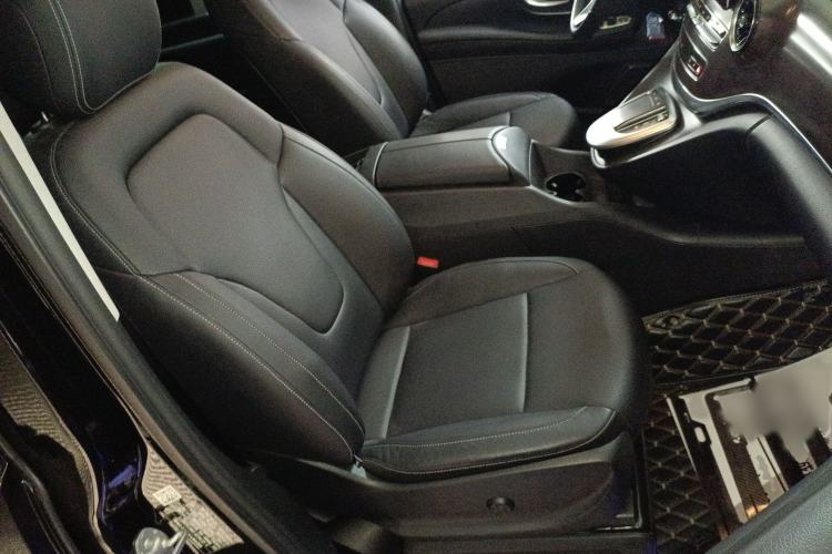 Used Mercedes-Benz V-Class 2021 V 260 Avantgarde Edition