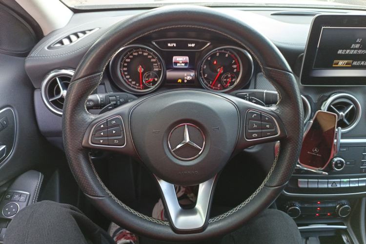 Used Mercedes-Benz GLA 2018 GLA 200 Fashion Model
