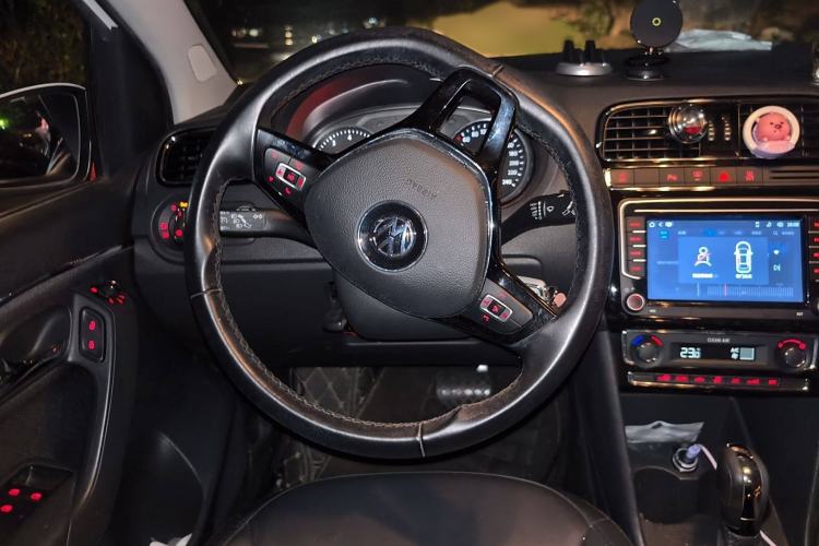 Used Volkswagen Polo 2018 1.5L Automatic Luxury Edition
