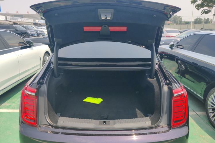 Used Hongqi H9 2022 2.0T Smart Connect Flagship Edition
