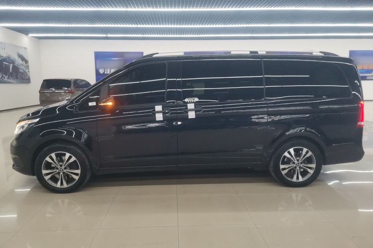 Used Mercedes-Benz V-Class 2018 V 260 Avantgarde Edition China VI
