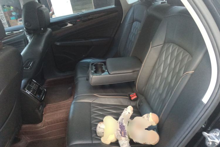 Used Volkswagen Passat 2019 330TSI Luxury Edition China VI Standard
