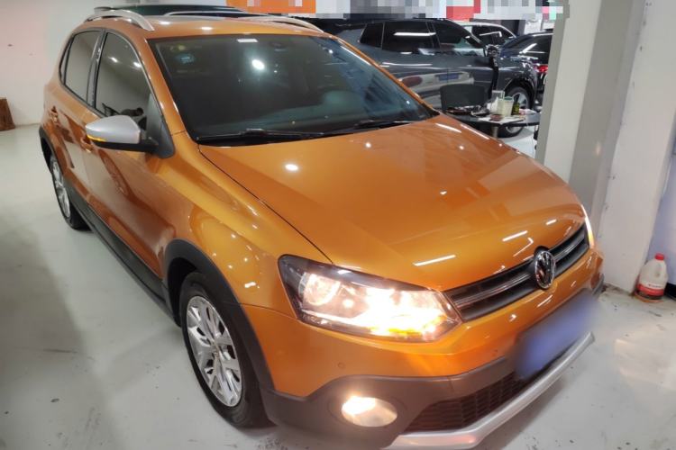 Used Volkswagen Polo 2014 1.6L Cross Polo Automatic