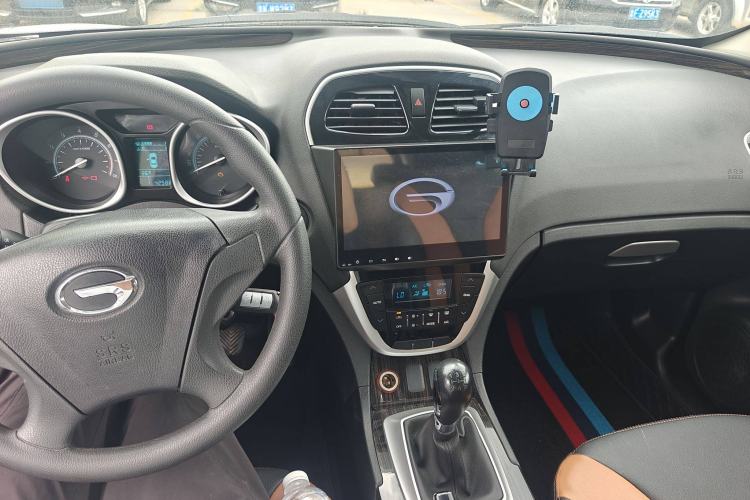 Used GAC Trumpchi GS5 Super 2016 2.0L Manual Two-Wheel Drive Comfort Edition
