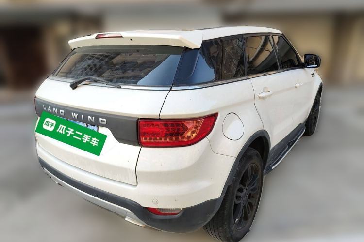 Used Land X7 2015 2.0T Panoramic Luxury Edition
