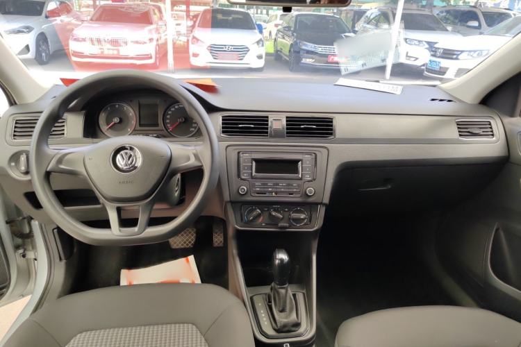 Used Volkswagen Santana 2017 Haval H6 1.6L Automatic Fashion Edition
