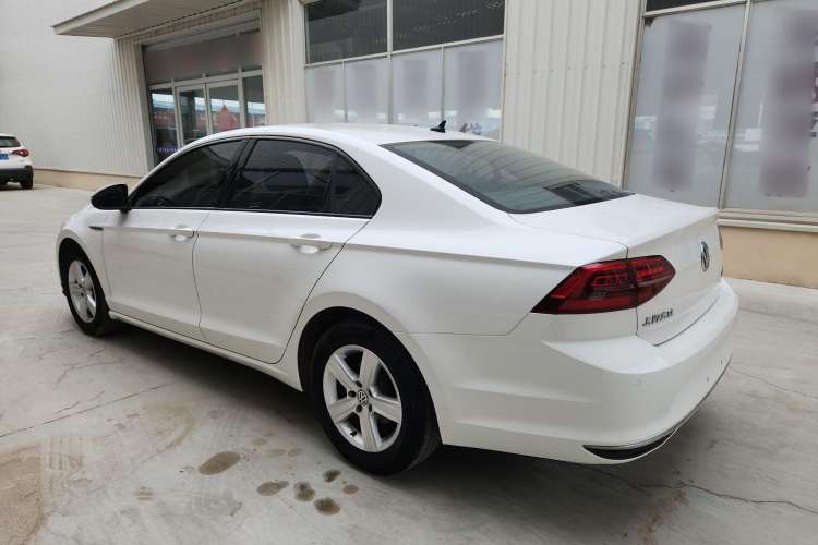 Used Volkswagen Lamando 2019 230TSI DSG Fashion Edition China VI
