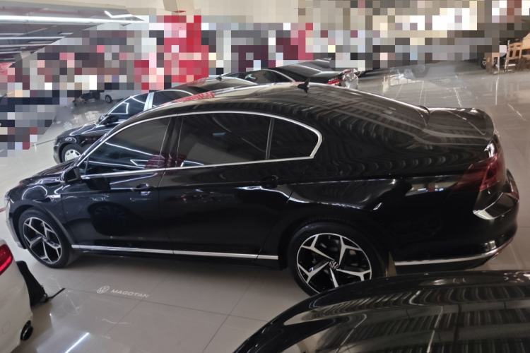 Used Volkswagen Magotan 2023 2 Million Units Commemorative Edition 330TSI DSG Luxury Version